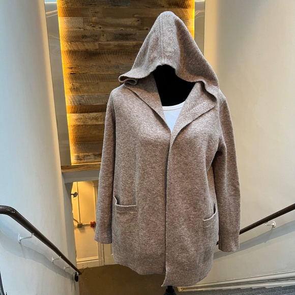 🌸 Banana Republic Women's Nutmeg Wool Hooded Open Front Cardigan Sweater - Picture 2 of 8